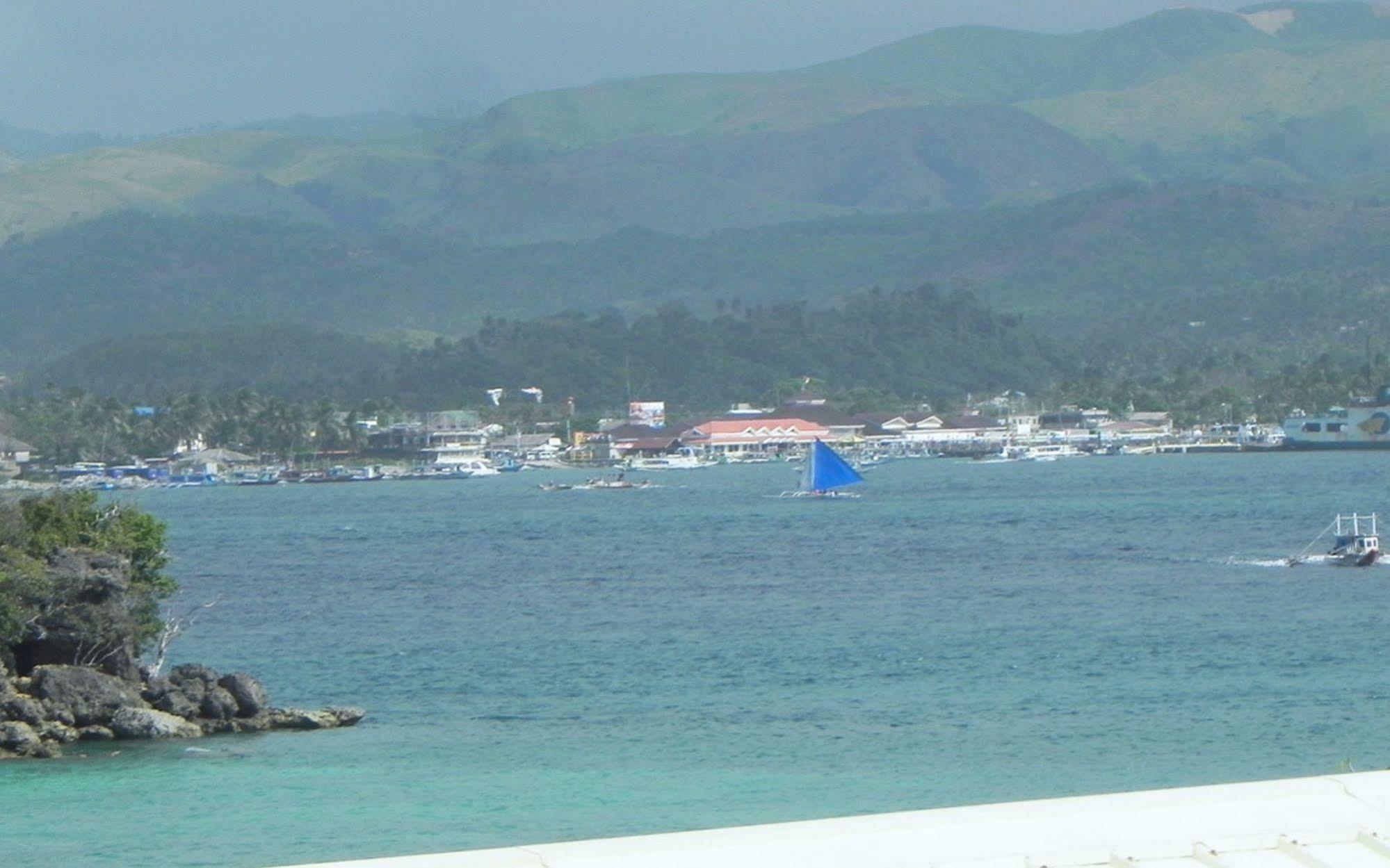 Boracay Actopia Resort Exterior photo